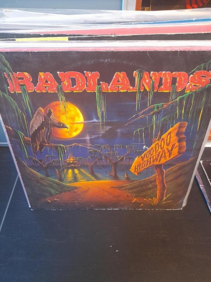 lp - badlands - voodoo highway - vak 13, Cd's en Dvd's, Vinyl | Hardrock en Metal, Gebruikt, Ophalen of Verzenden