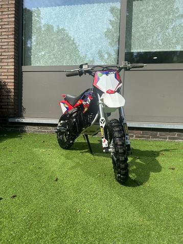 Kids crosser ycf 50e beschikbaar voor biedingen