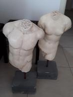 2 prachtige torso's in gekapte natuursteen, Jardin & Terrasse, Statues de jardin, Pierre, Homme, Enlèvement, Utilisé