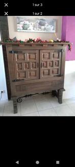 Smeedijzeren dressoir. Spaanse renaissancestijl, Ophalen