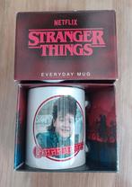 Mok Strangers Things 2x, Ophalen of Verzenden, Nieuw, Film, Gebruiksvoorwerp