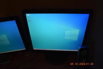 HP 2309V/23"8-monitor met HP 230-monitorvoedingskabel beschikbaar voor biedingen