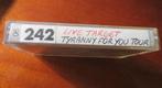 FRONT 242 - LIVE TARGET - TYRANNY FOR YOU TOUR 1991, Cd's en Dvd's, Cassettebandjes, Overige genres, Gebruikt, Voorbespeeld, 1 bandje