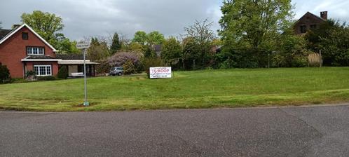 bouwgrond ruime OB 1200m² of 2 HOB 600m² rustig nabij centru, Immo, Gronden en Bouwgronden, 1000 tot 1500 m²
