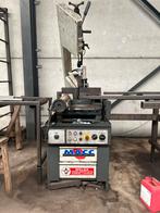Macc lintzaagmachine voor metaal, Ophalen