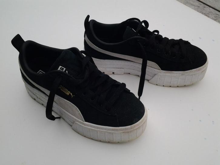 2 x Chaussures Puma, Vêtements | Femmes, Chaussures, Porté, Boots et Botinnes, Noir, Enlèvement ou Envoi