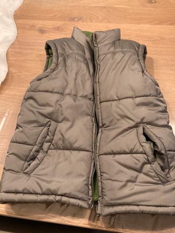 Bodywarmer kaki maat 140 - 10 jaar