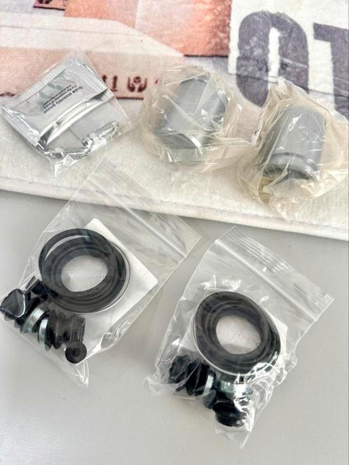 Toyota Corolla Verso 2004-2009 achter rem revisie cilinders, Auto-onderdelen, Remmen en Aandrijving, Toyota, Ophalen of Verzenden