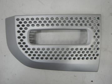 Land Rover Range Rover Defender Afdekking Mistlamp Rechts L8 beschikbaar voor biedingen