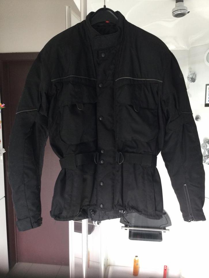 Zwarte motorjas (L) in stof, Motoren, Kleding | Motorkleding, Ophalen of Verzenden
