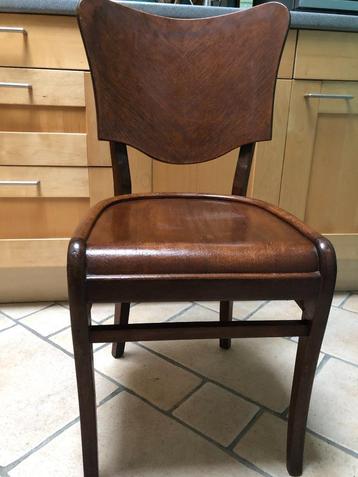 2 authentieke "sixties" stoelen  beschikbaar voor biedingen