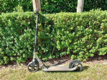 Step Oxelo Mid 9 voor tieners beschikbaar voor biedingen