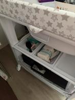 Niewe verzorging tafel te koop te groot hier nooit gebruikt, Kinderen en Baby's, Ophalen, Nieuw, Badje, Hema