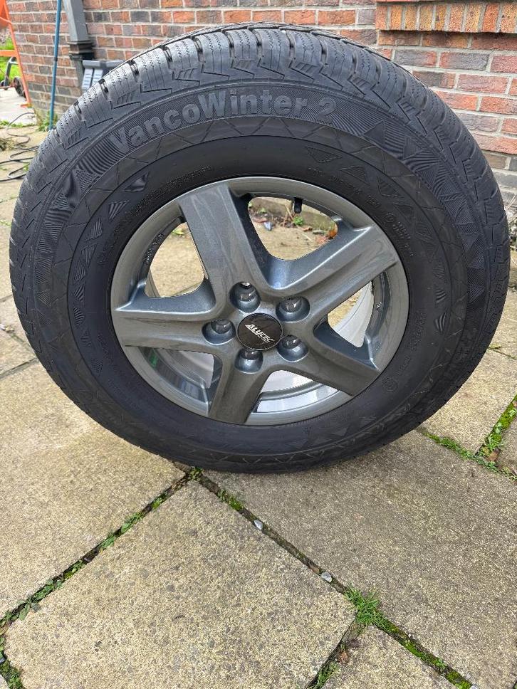 Jantes et pneus hiver FIAT DUCATO, Autos : Pièces & Accessoires, Pneus & Jantes, Pneu(s), Pneus hiver, 16 pouces, 225 mm, Véhicule utilitaire