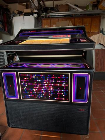 Jukebox revisie  beschikbaar voor biedingen