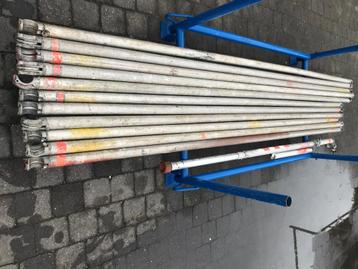 Aluminium liggers, betontrekker en 1000L vat. disponible aux enchères