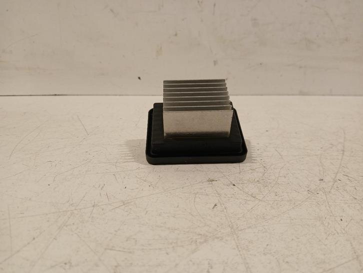 KACHELWEERSTAND Opel Corsa F (UB / UH / UP) (7015011004), Auto-onderdelen, Airco en Verwarming, Opel, Gebruikt