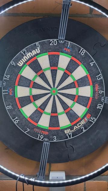 Darts blok winmau blade6 triple core, Enlèvement, Comme neuf, Cible de fléchettes