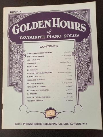 Muziekpartituur Golden Hours of Favourite Piano Solos. beschikbaar voor biedingen