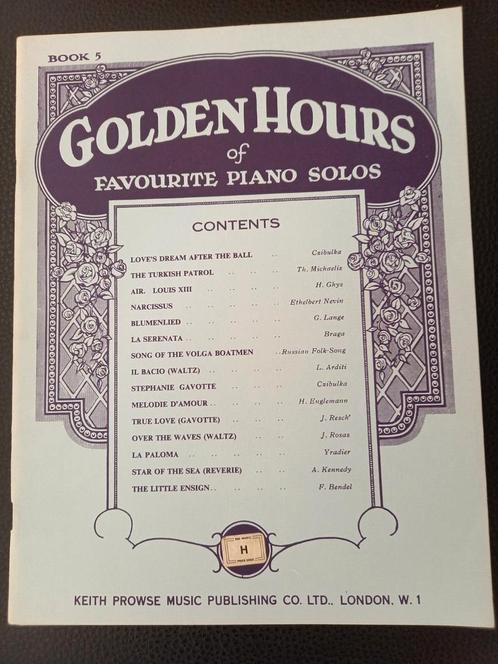 Muziekpartituur Golden Hours of Favourite Piano Solos., Boeken, Muziek, Ophalen