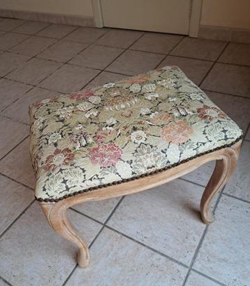 Repose-Pied – Bois Sculpté & Tissu Fleuri, Enlèvement