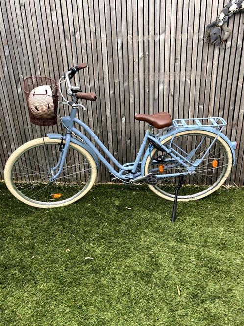 Stadsfiets 520 laag frame jeansblauw, Fietsen en Brommers, Fietsen | Dames | Damesfietsen, Zo goed als nieuw, Overige merken, Versnellingen