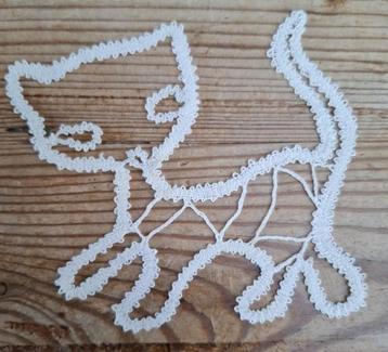 Gekantkloste kat/ poes beschikbaar voor biedingen