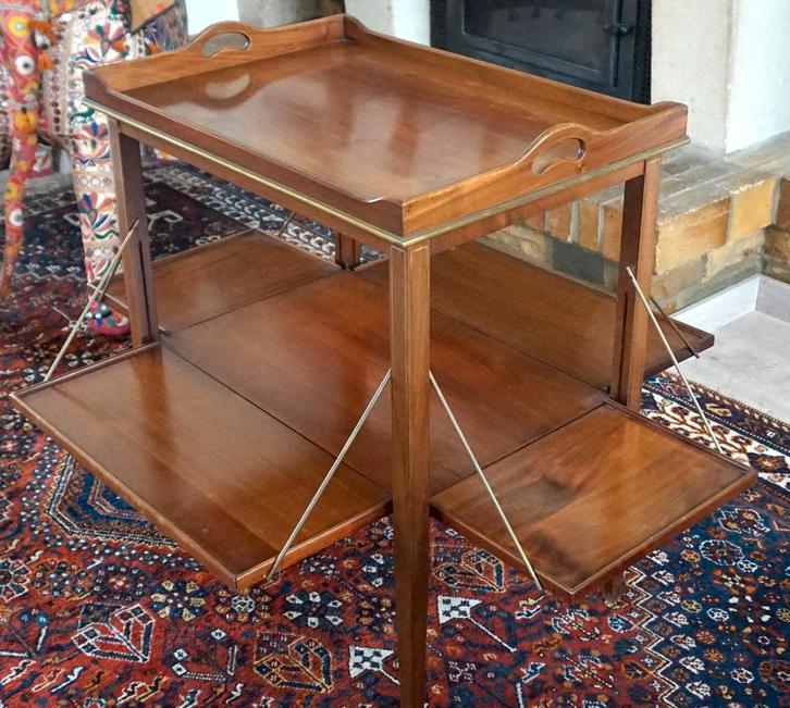 Antiek Engels meubilair: Engelse bar uit de 19e eeuw, Antiek en Kunst, Antiek | Meubels | Tafels, Ophalen