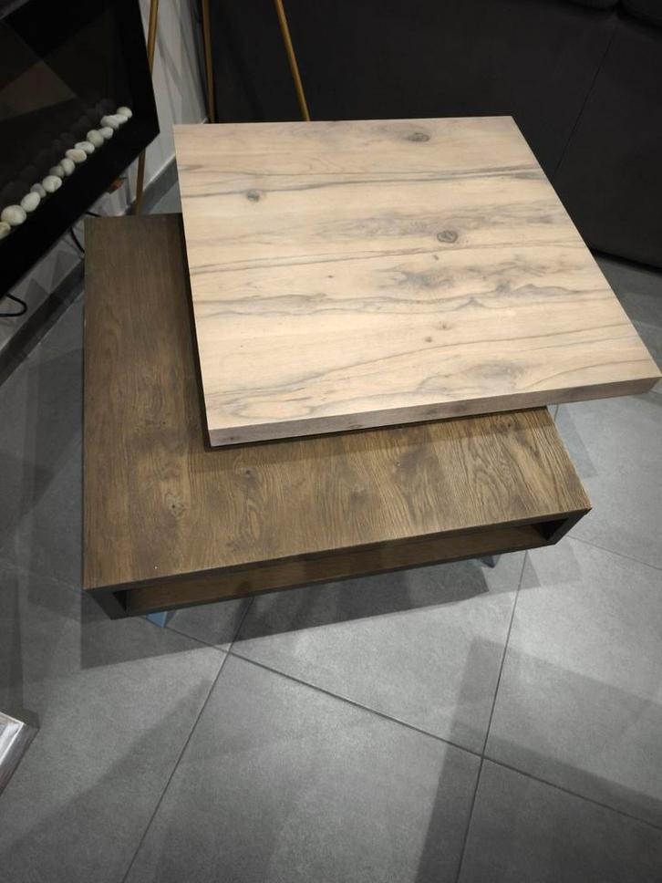 Table de salon très originale, Maison & Meubles, Tables | Dessertes, Enlèvement