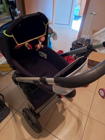 Kinderwagen/buggy met zowel een mand als een zitje maxicosi beschikbaar voor biedingen