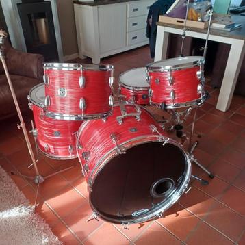 Sakae rhythm king drumstel vintage jaren 60 in zgst 