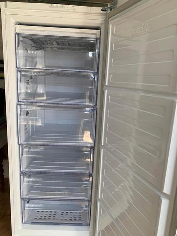 Diepvriezer Beko  6 laden, Elektronische apparatuur, Vriezers en Diepvrieskisten, Ophalen, Zo goed als nieuw