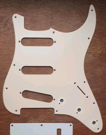 Witte slagplaat Squier stratocaster, Musique & Instruments, Enlèvement ou Envoi, Utilisé