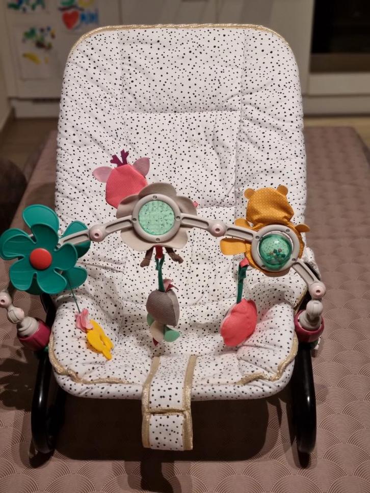 Babysitter en speelboog 'tiny love' te koop, Kinderen en Baby's, Wipstoeltjes, Ophalen