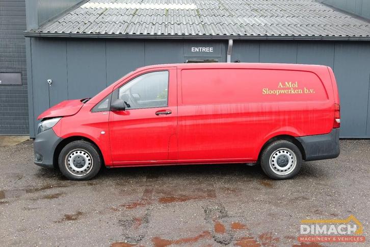 Mercedes-Benz VITO schade auto - voorschade - rood - trekhaa, Auto's, Bestelwagens en Lichte vracht, Bedrijf, Mercedes-Benz, Diesel
