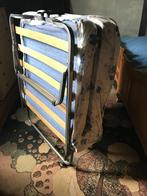 Lit pliant une personne, Enlèvement, Une personne