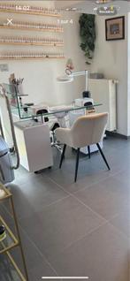 Table de manucure, Enlèvement, Comme neuf