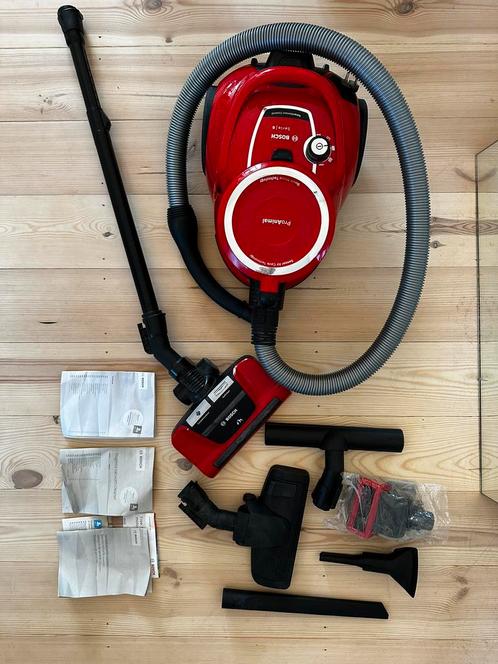 BOSCH - STOFZUIGER PRO ANIMAL (BGS41PET1), Elektronische apparatuur, Stofzuigers, Gebruikt, Stofzuiger, Ophalen