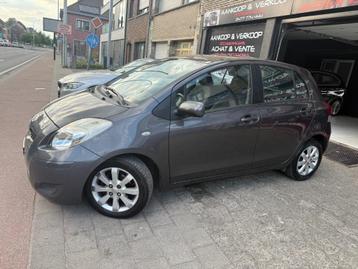 Toyota Yaris 1.3 Benzine met Airco Model 2010*Garantie* beschikbaar voor biedingen