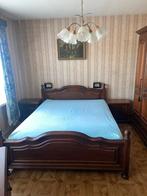 Degelijke slaapkamer dubbel bed, Huis en Inrichting, Ophalen, Gebruikt, Tweepersoons, Klassiek