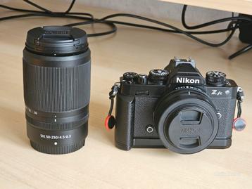 Nikon Zfc Black Edition avec 16-50 mm et 50-250 mm