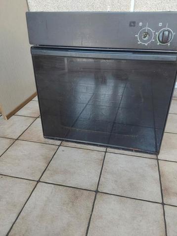 TE KOOP elektrische oven met spindelaandrijving die werkt  beschikbaar voor biedingen