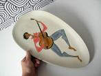 Vintage wallplate met dansende gitaarspeler, Ophalen of Verzenden