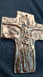 Kruis, Antiek en Kunst, Ophalen