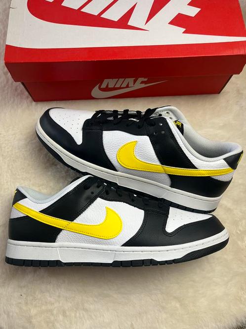 Nike Dunk Low Yellow (47.5), Kleding | Heren, Schoenen, Nieuw, Sneakers, Wit, Ophalen of Verzenden