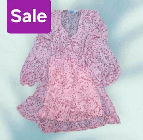 ✨️JUBYLEE Jurkje Maat S/M In topstaat✨️✨️, Kleding | Dames, Jurken, Zo goed als nieuw, Maat 38/40 (M), Roze, Knielengte, Ophalen of Verzenden
