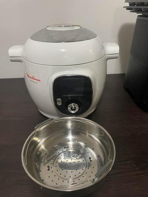 MOULINEX Multicooker Cookeo+ (Model CE851BA10), Elektronische apparatuur, Overige elektronische apparatuur, Zo goed als nieuw