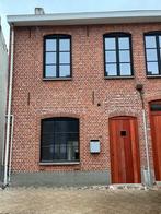 Gerenoveerd huis met 3 slpk te huur in centrum van Ravels, Immo