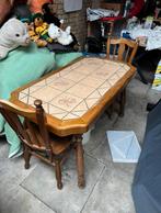 Keukentafel met 2 stoelen, Ophalen