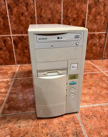 Ordinateur Windows 95 Pentium 166 Mhz avec Soundblaster